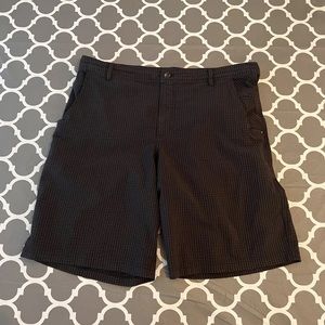 Lululemon Seersucker Stripped Performance Stretch Shorts Men’s Size XL